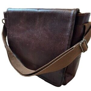 Buffalo Jackson Mahogany Brown Leather Crossbody Briefcase Laptop Messenger Bag